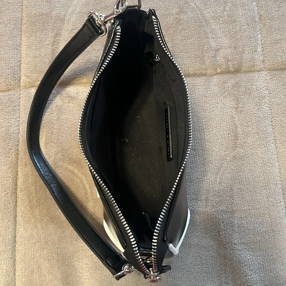 Daphne Star Moto Bag - Picture 4 of 5